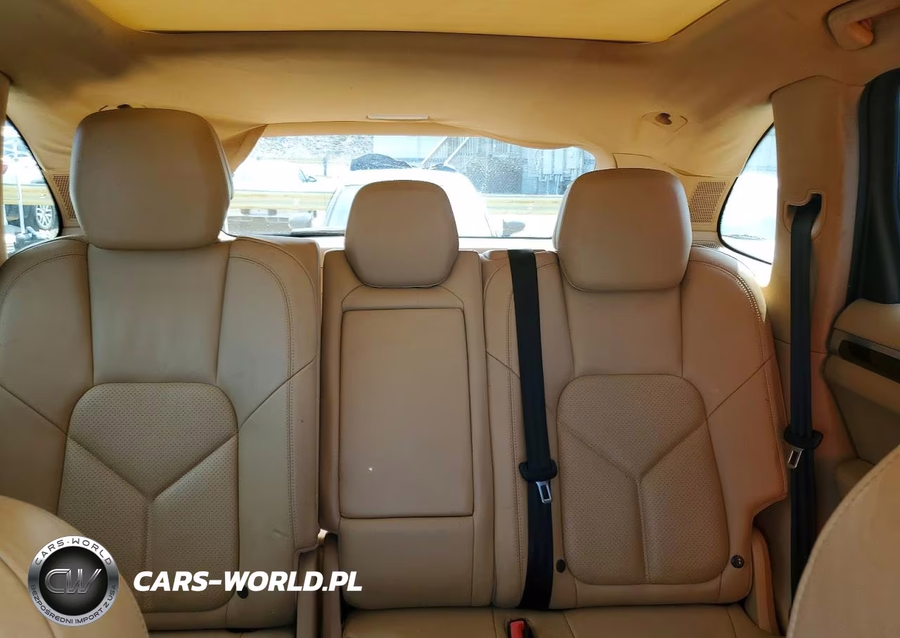 2014 Porsche Cayenne S VIN:WP1AB2A29ELA58378 - 10
