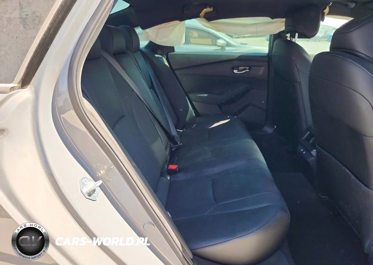 2025 Honda Accord Hybrid Sport-L VIN:1HGCY2F70SA060638 - 10