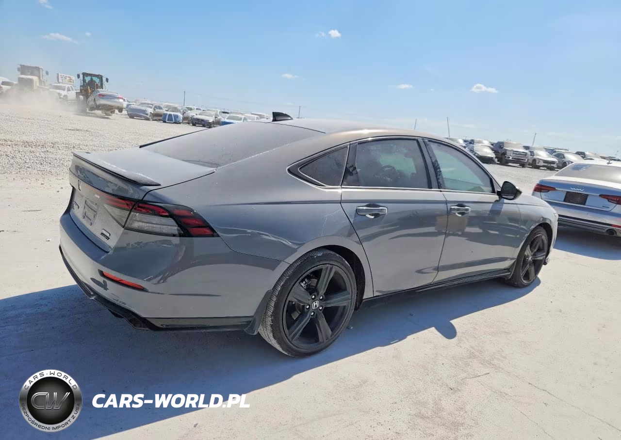 2025 Honda Accord Hybrid Sport-L VIN:1HGCY2F70SA060638 - 3