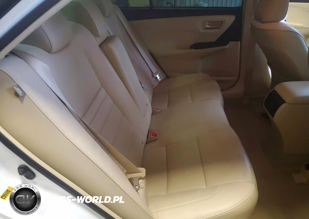 2017 Toyota Camry Xle VIN:4T1BF1FK9HU702288 - 10
