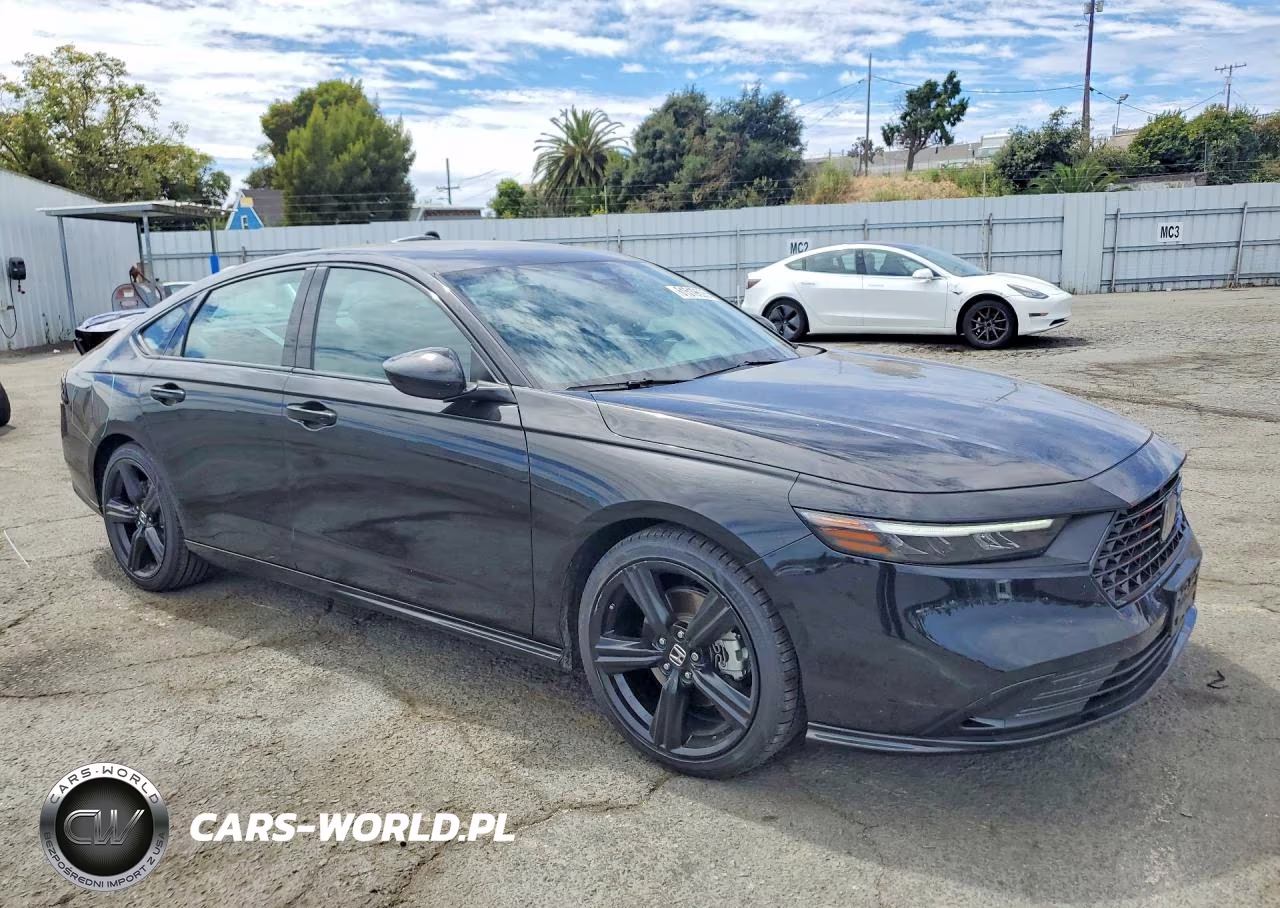 2025 Honda Accord Hybrid Sport-L VIN:1HGCY2F77SA031170 - 4