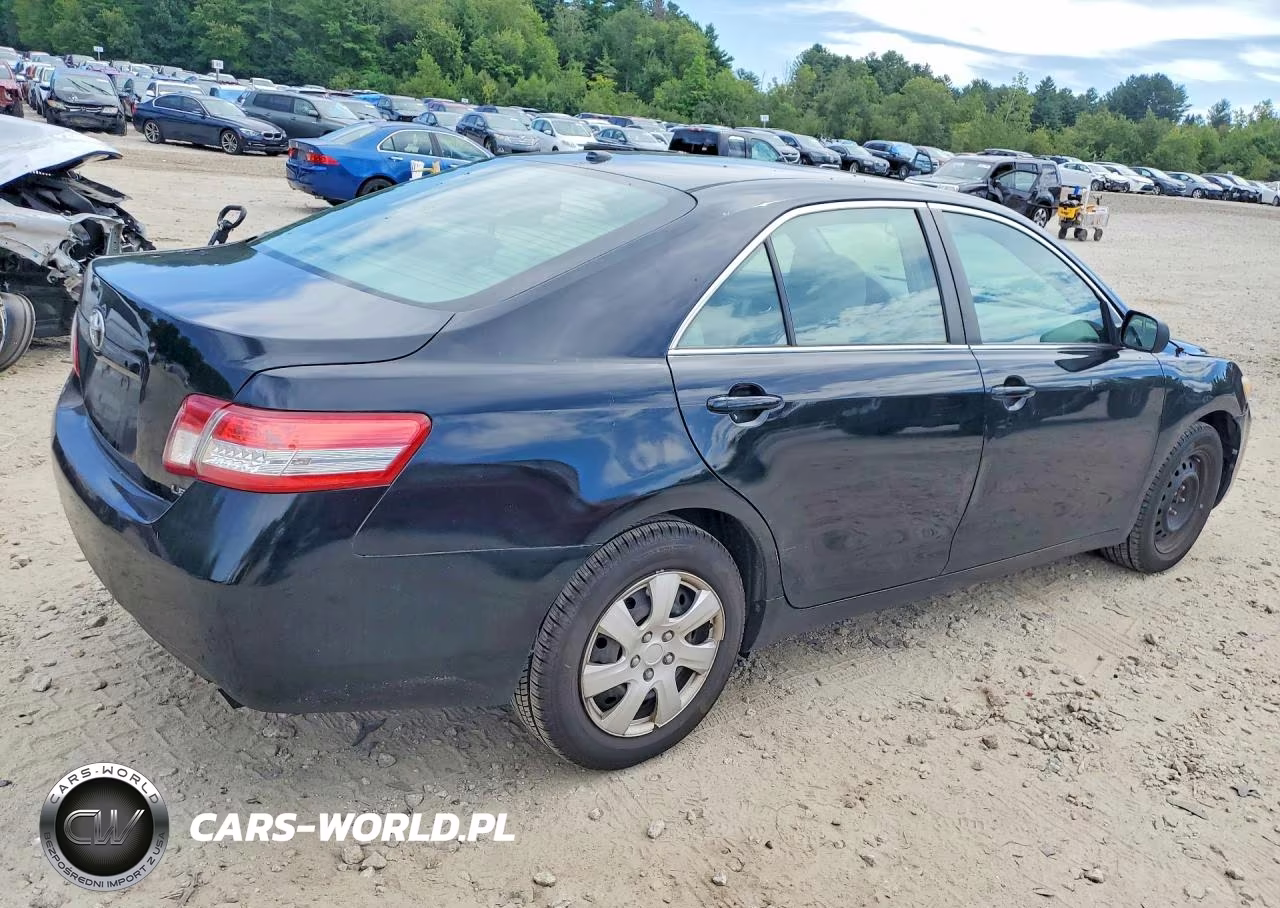 2010 Toyota Camry Le VIN:4T1BF3EK9AU053272 - 3