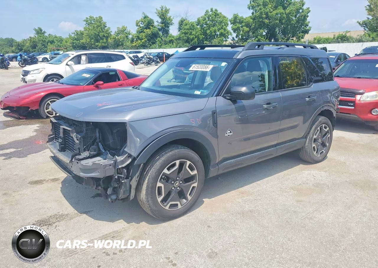 2023 Ford Bronco Sport Outer Banks – zdjęcie 1 z 12
