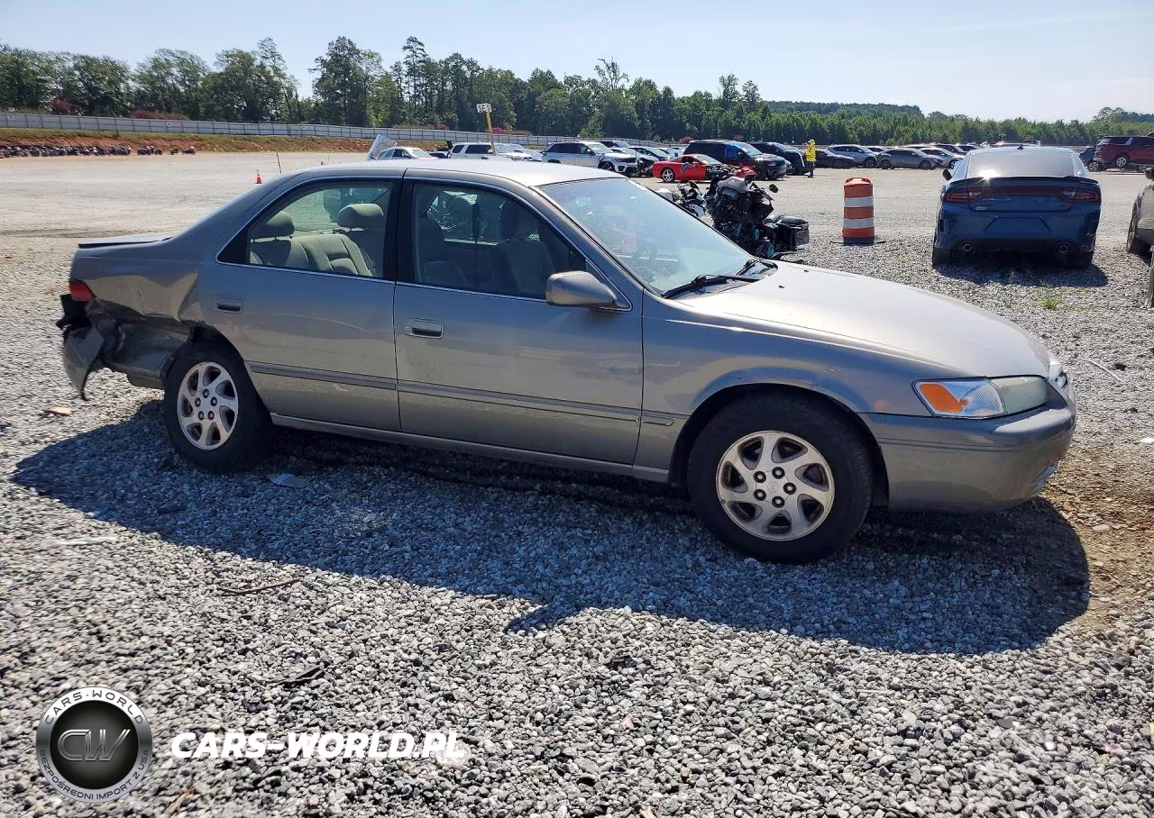 1999 Toyota Camry Le V6 VIN:JT2BF28K5X0157955 - 4