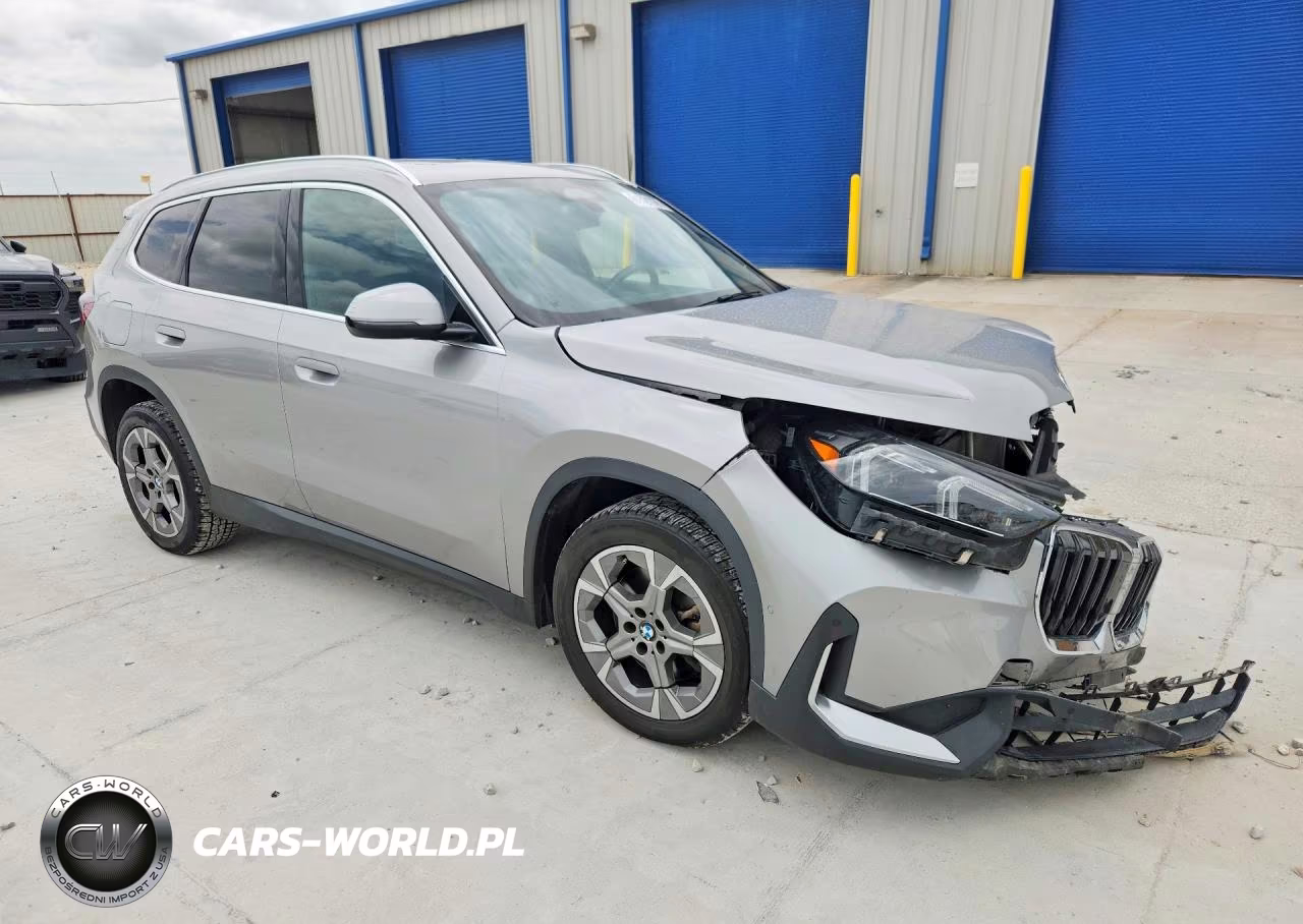2023 BMW X1 xDrive28I VIN:WBX73EF05P5W46015 - 4