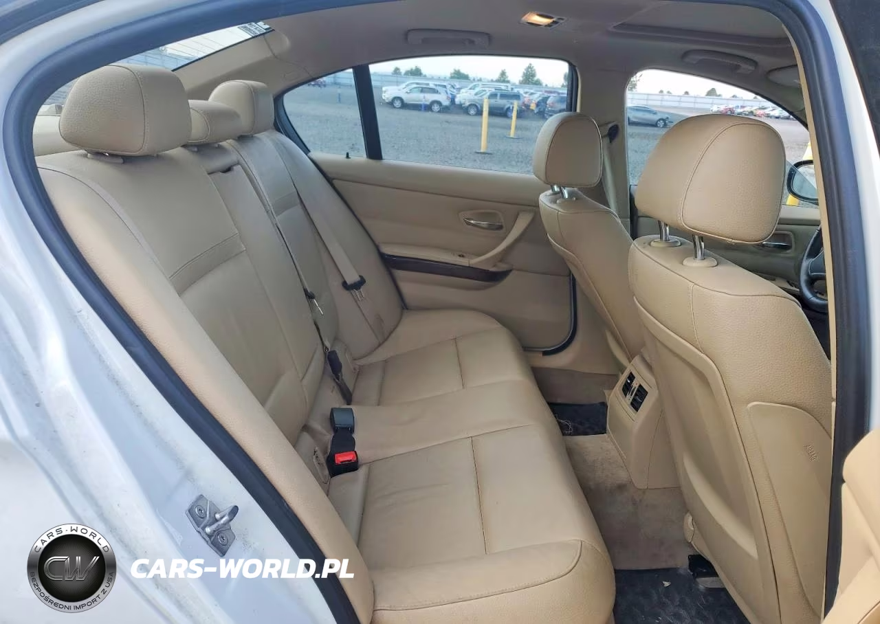 2011 BMW 328 Xi Sulev VIN:WBAPK5G55BNN26456 - 10