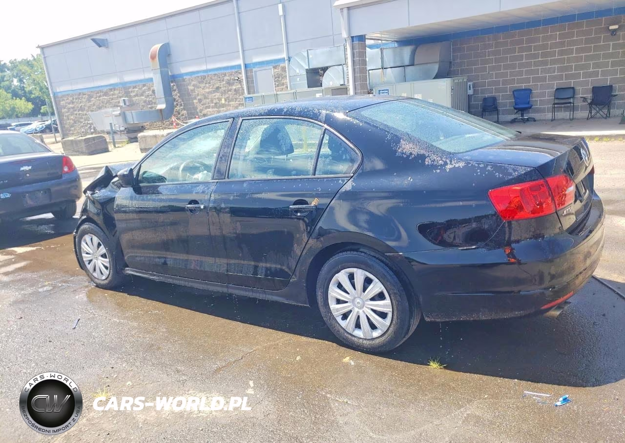 2011 Volkswagen Jetta Base VIN:3VW2K7AJ2BM365781 - 2