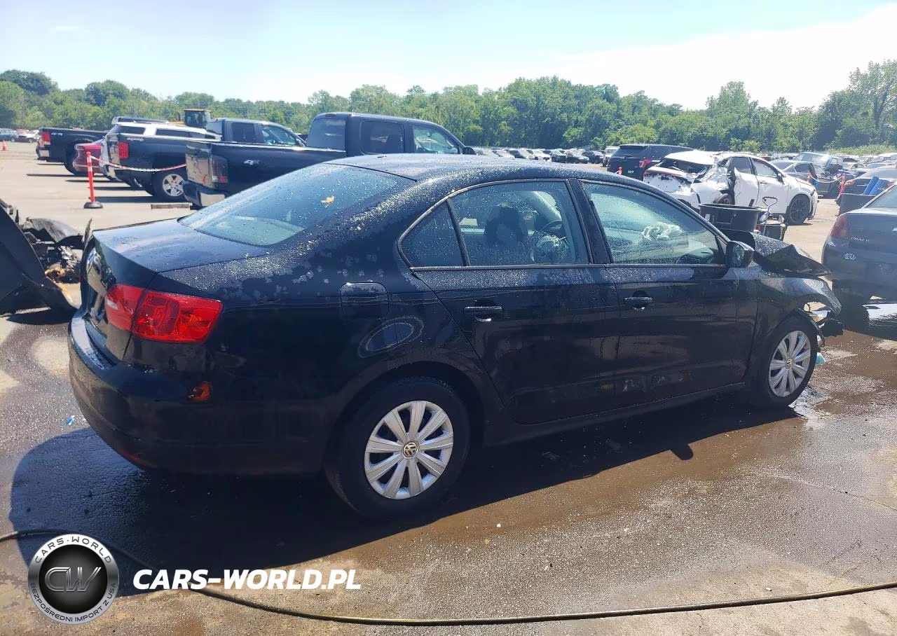 2011 Volkswagen Jetta Base VIN:3VW2K7AJ2BM365781 - 3