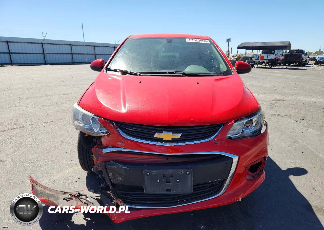 2017 Chevrolet Sonic Premier VIN:1G1JF5SB9H4138275 - 5