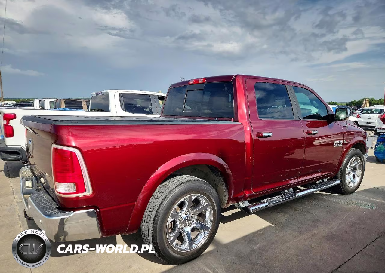 2016 Ram 1500 Laramie VIN:1C6RR6NM0GS382693 - 3
