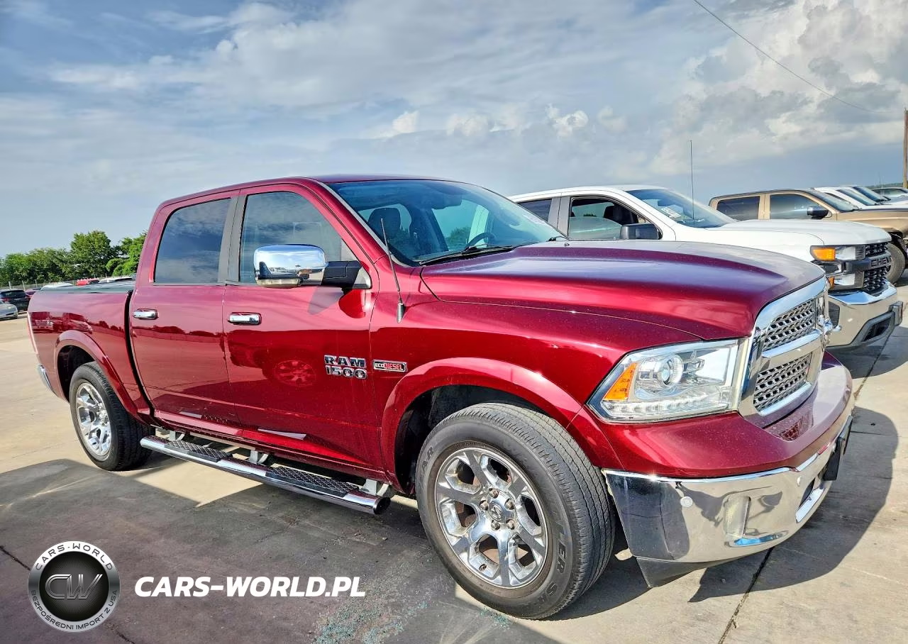 2016 Ram 1500 Laramie VIN:1C6RR6NM0GS382693 - 4