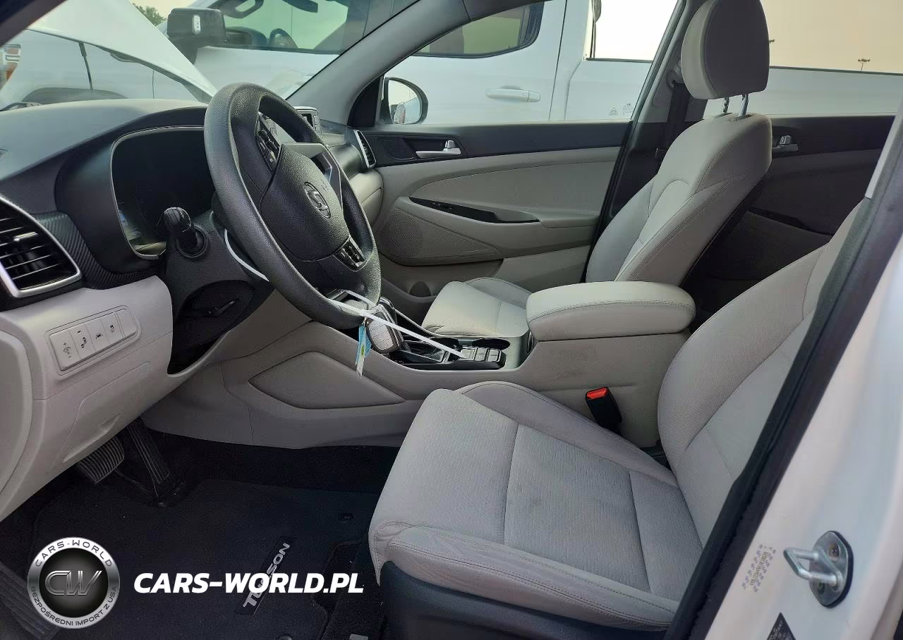 2019 Hyundai Tucson Value VIN:KM8J33A49KU010628 - 7