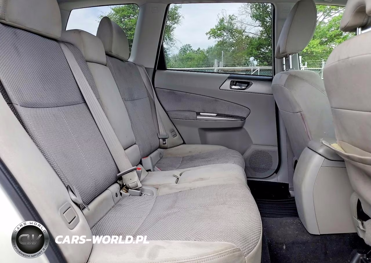 2012 Subaru Forester 2.5X Premium VIN:JF2SHADC7CH427808 - 10