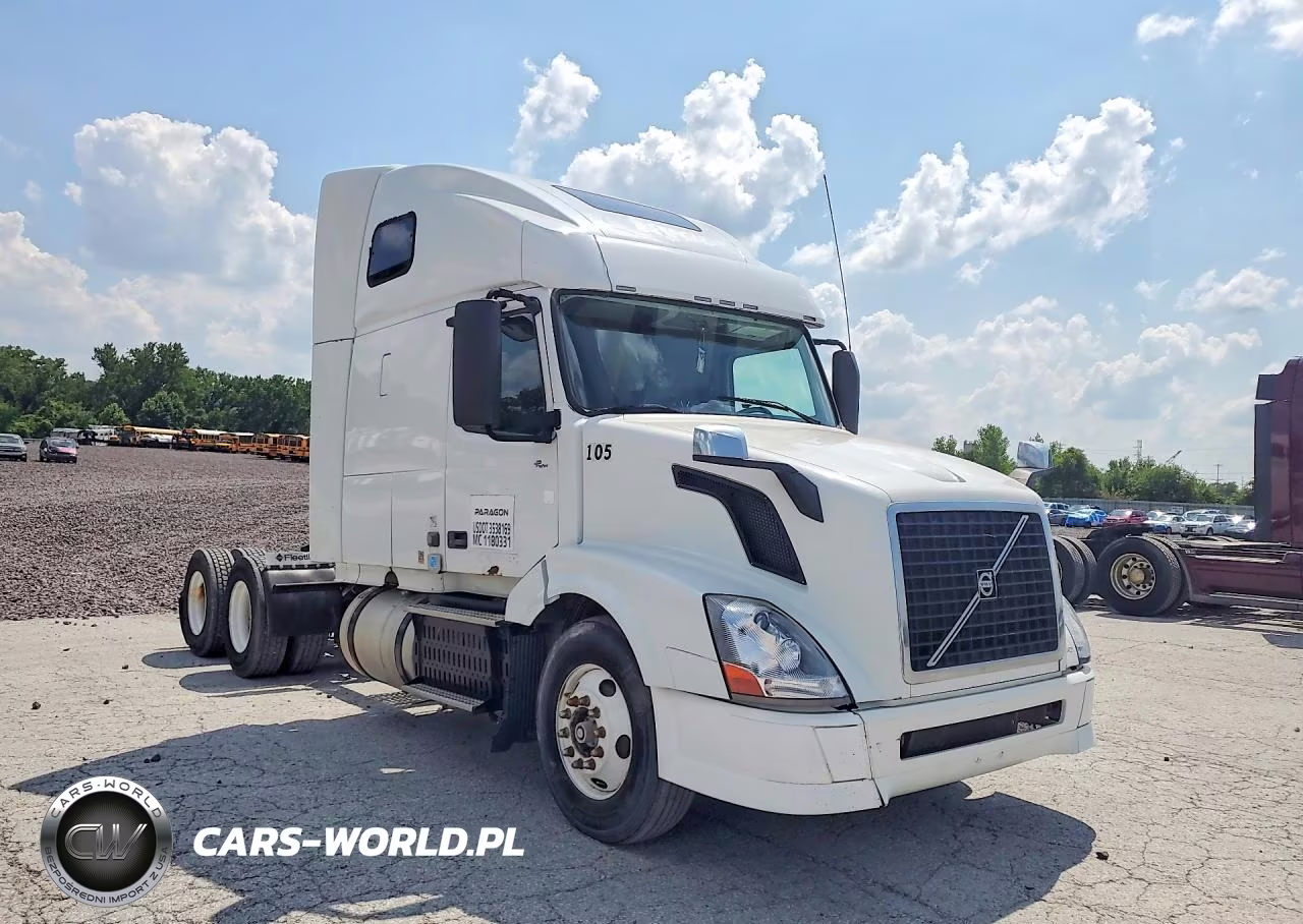 2013 Volv Vn Vnl VIN:4V4NC9TH4DN568607 - 4