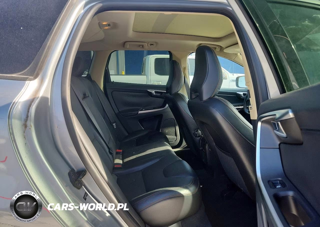 2010 Volvo Xc60 3.2 VIN:YV4982DL4A2077747 - 10
