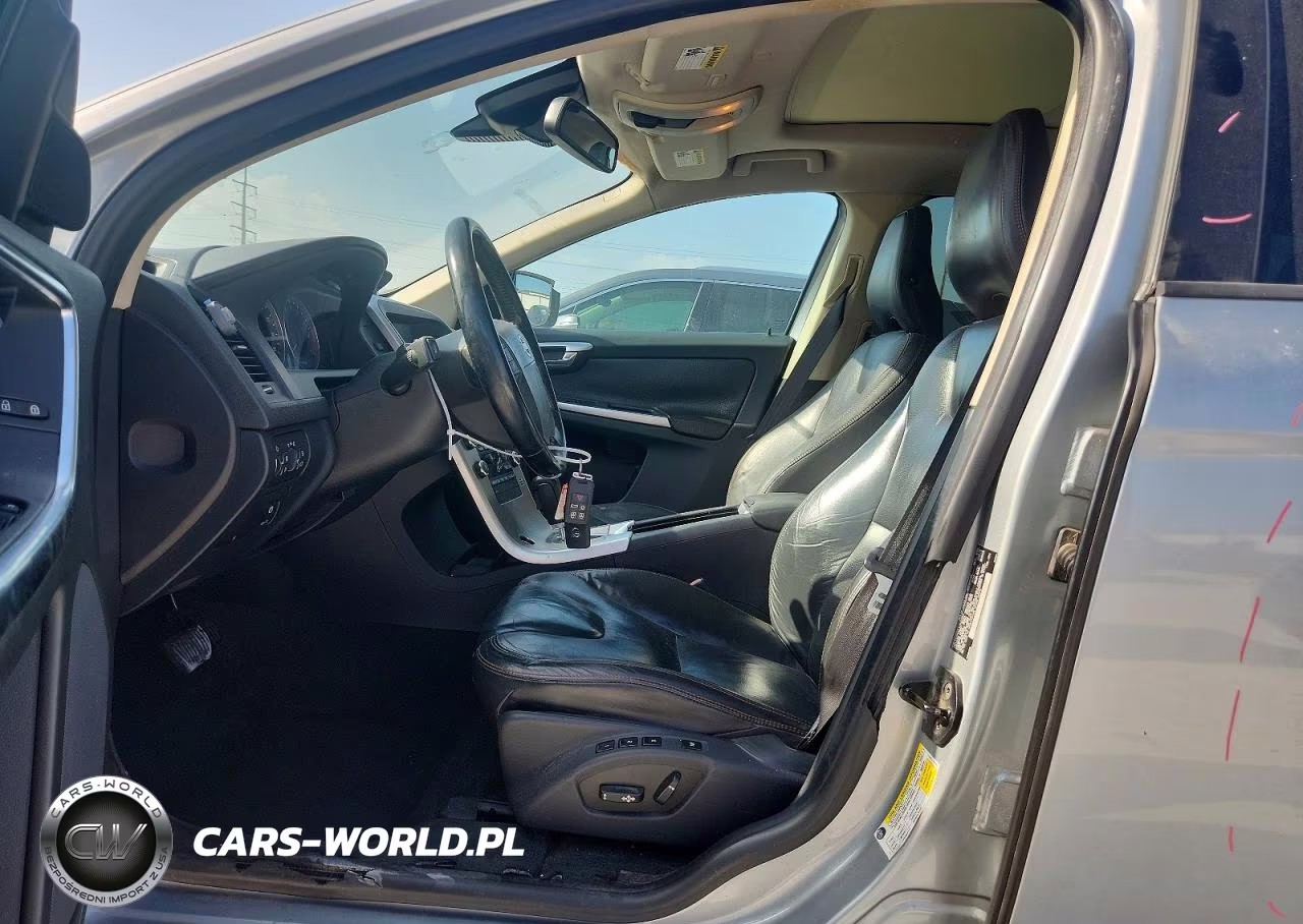2010 Volvo Xc60 3.2 VIN:YV4982DL4A2077747 - 7