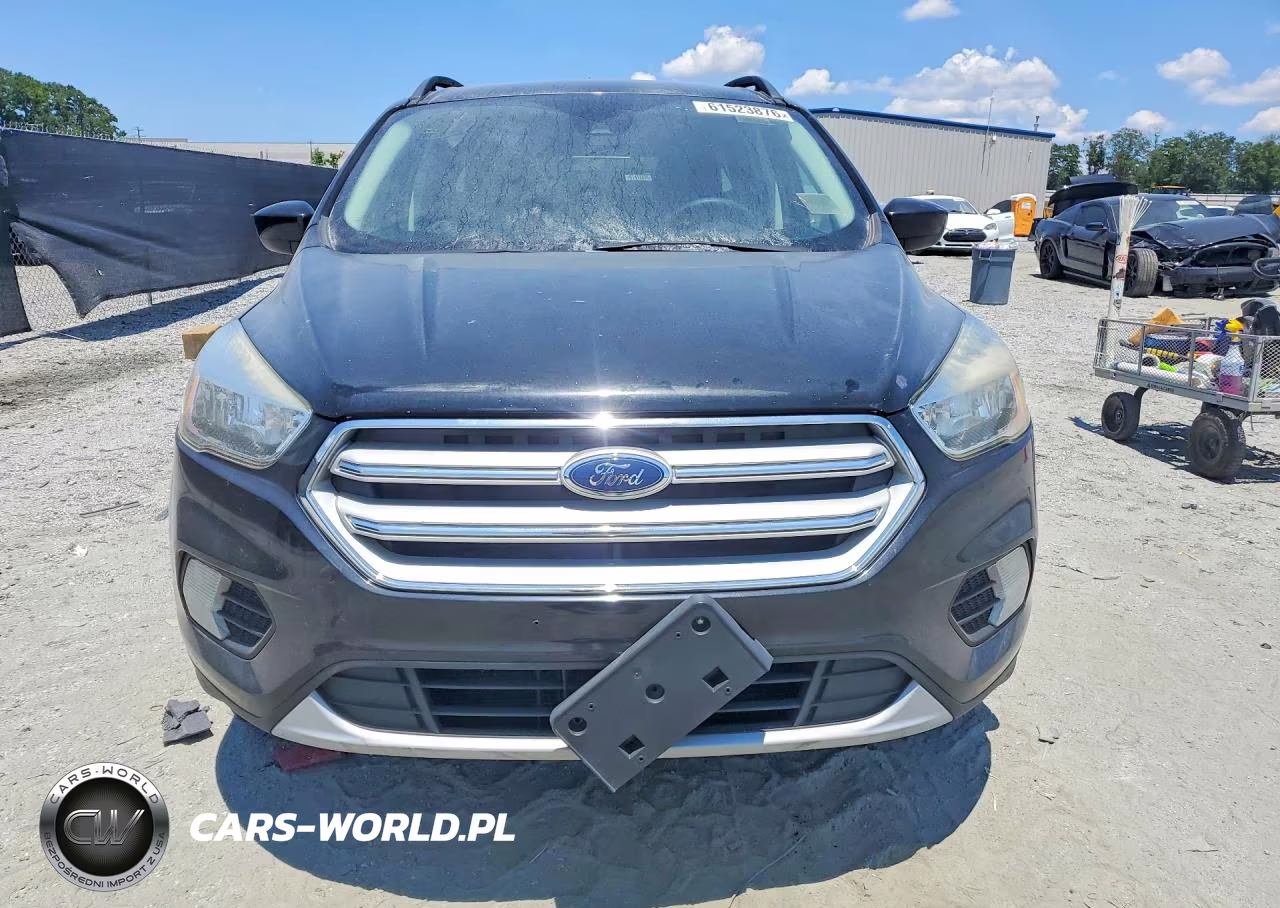 2018 Ford Escape Se VIN:1FMCU9GD6JUA68372 - 5
