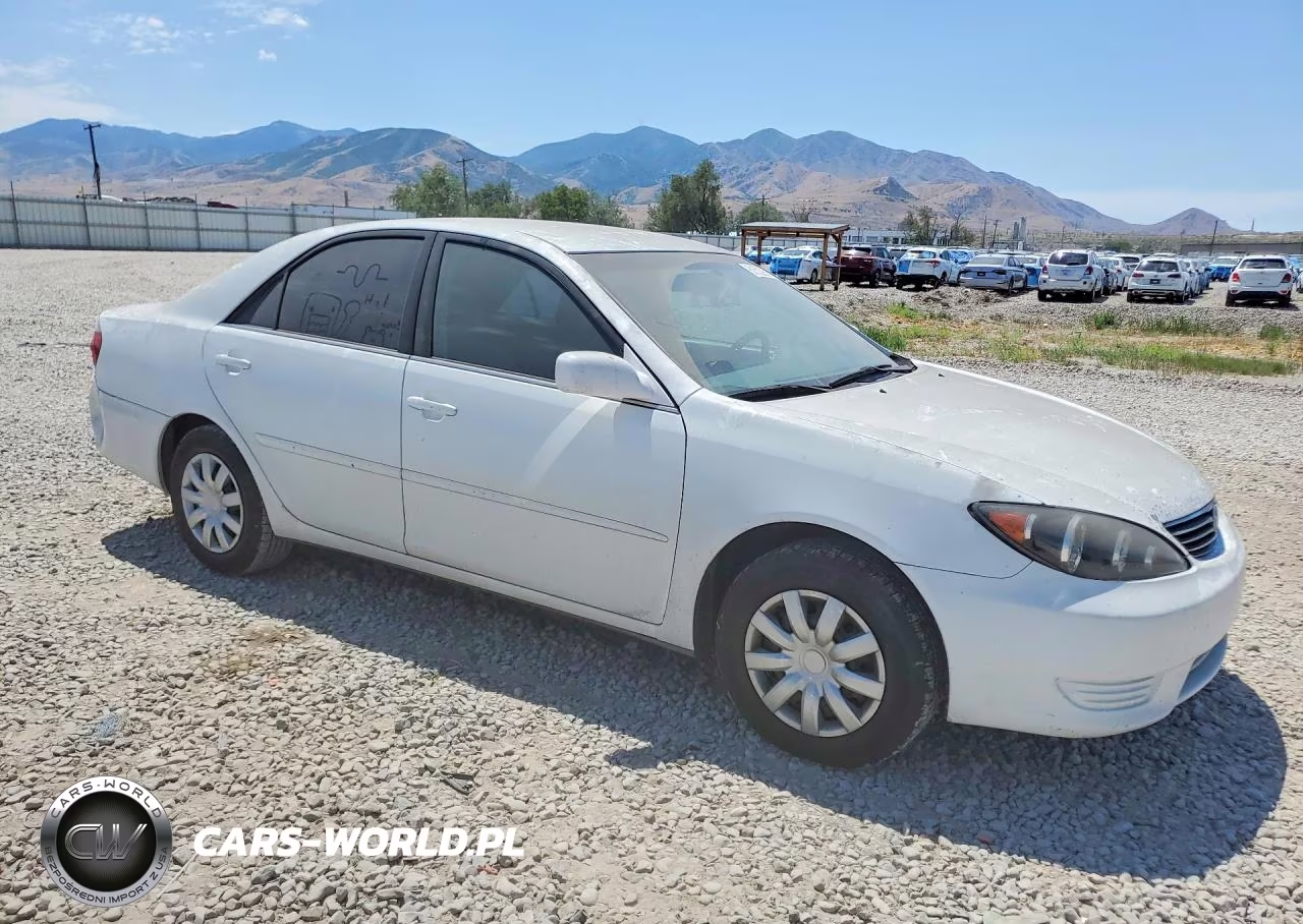 2006 Toyota Camry Le VIN:4T1BE32K06U736069 - 4
