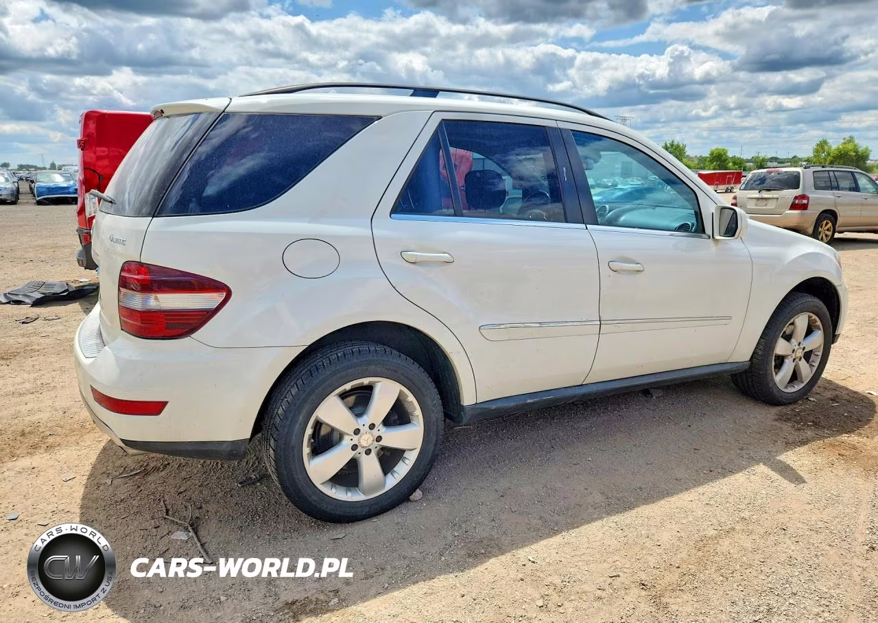 2010 Mercedes-Benz Ml 350 4Matic VIN:4JGBB8GB0AA540786 - 3