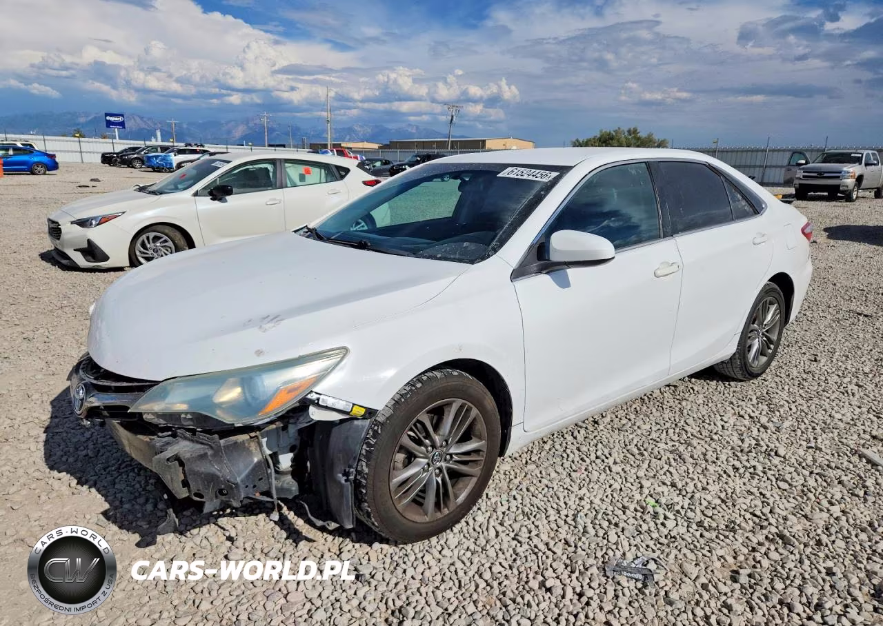 2016 Toyota Camry Se – zdjęcie 1 z 13
