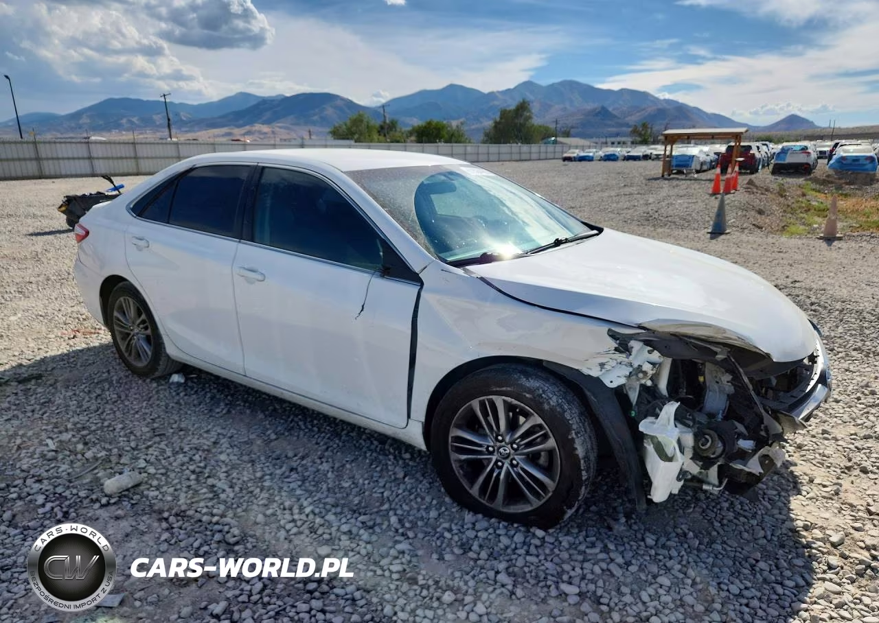 2016 Toyota Camry Se VIN:4T1BF1FK5GU539847 - 4