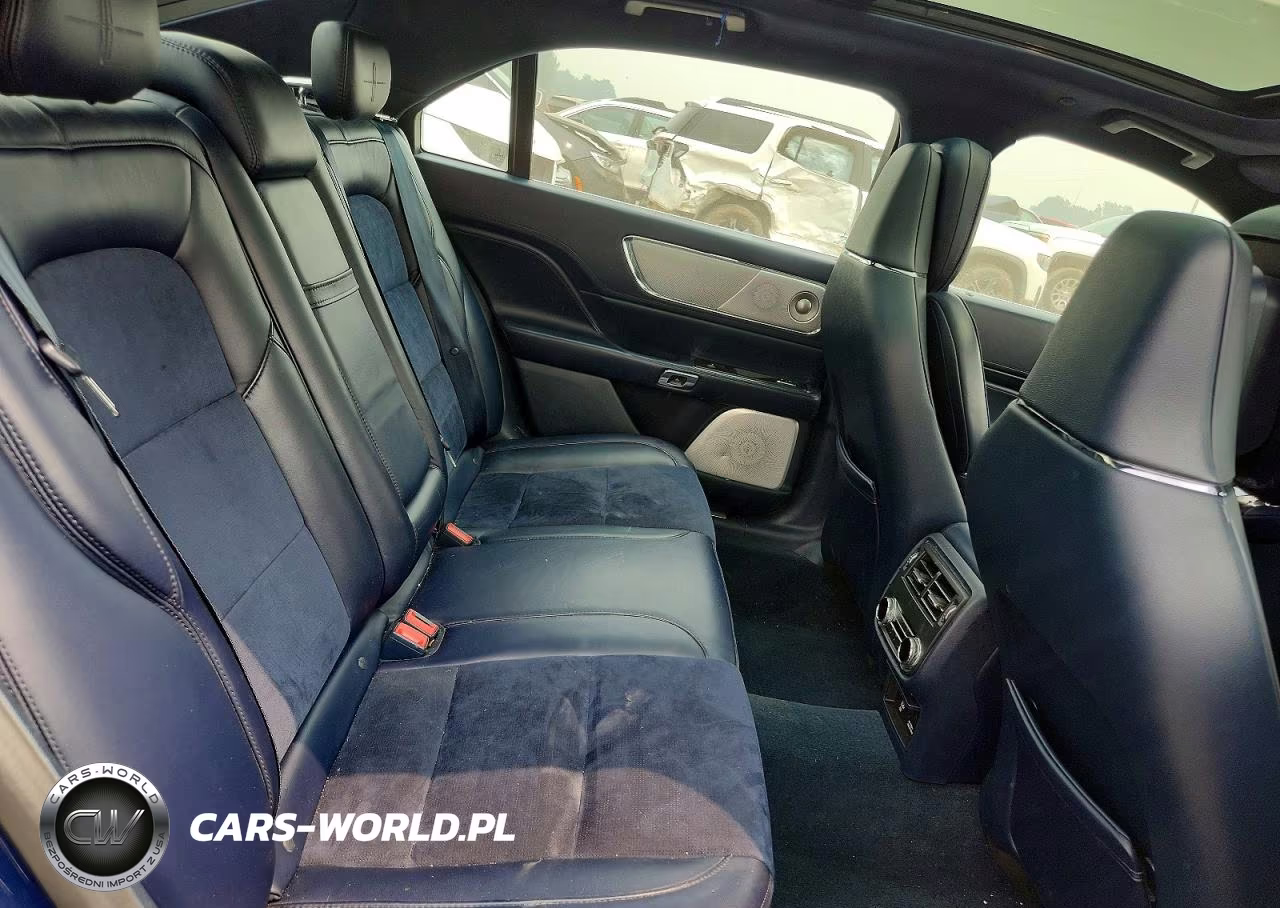 2019 Lincoln Continental Black Label VIN:1LN6L9BC0K5607448 - 10