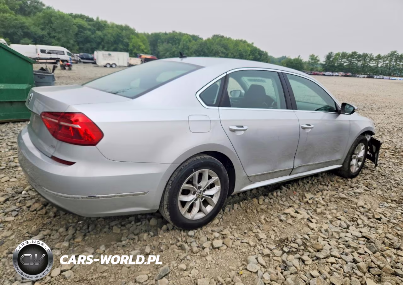 2016 Volkswagen Passat S VIN:1VWAT7A37GC012858 - 3