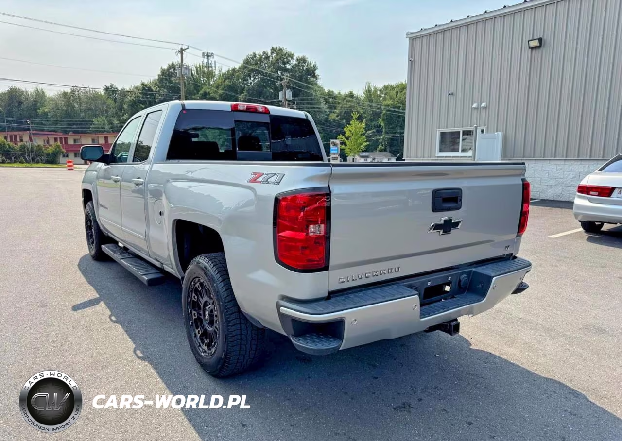 2018 Chevrolet Silverado K1500 Lt VIN:1GCVKREC3JZ373599 - 2