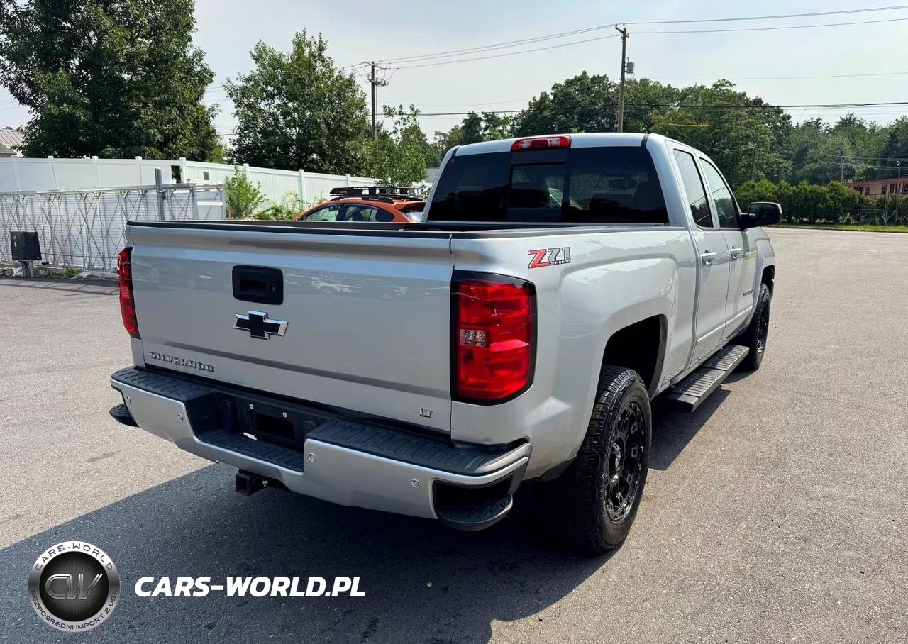 2018 Chevrolet Silverado K1500 Lt VIN:1GCVKREC3JZ373599 - 3