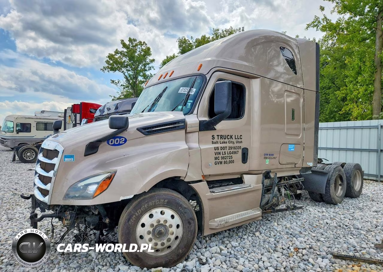 2020 Freightliner Cascadia Semi Truck