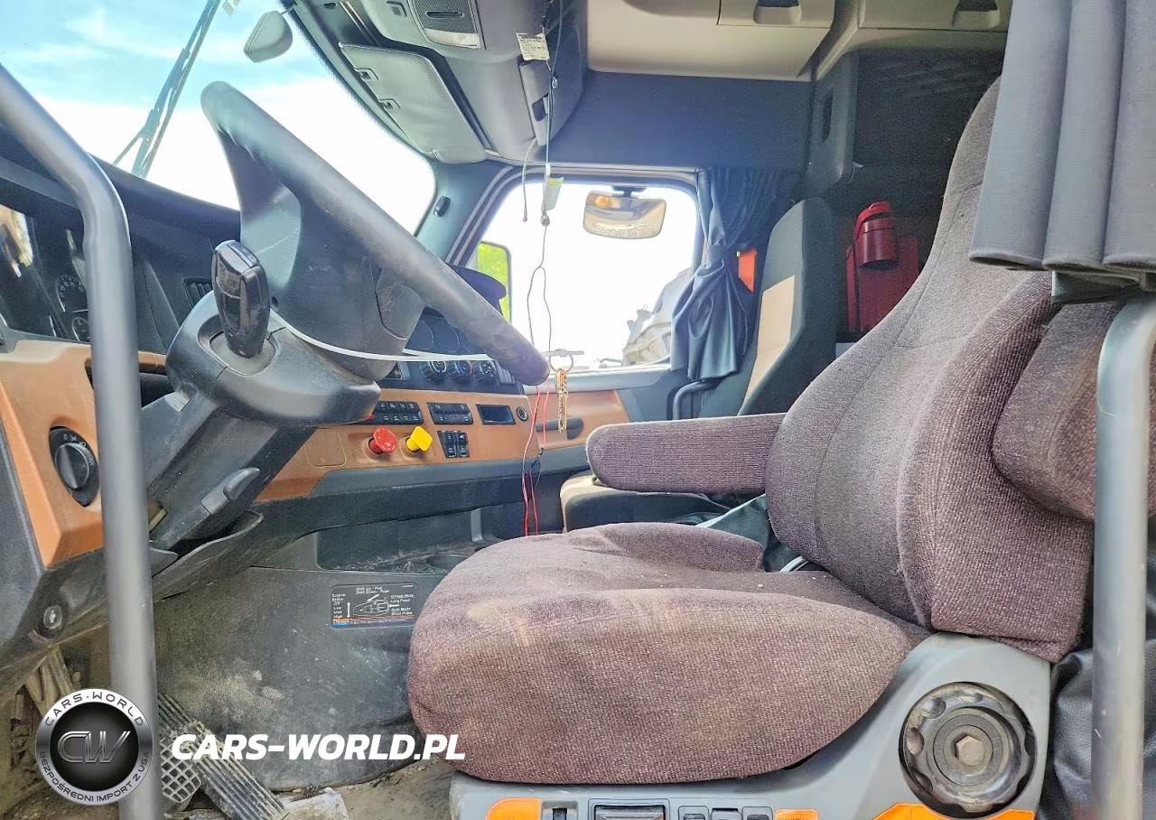 2020 Freightliner Cascadia Semi Truck VIN:3AKJHHDR0LSLG4967 - 7