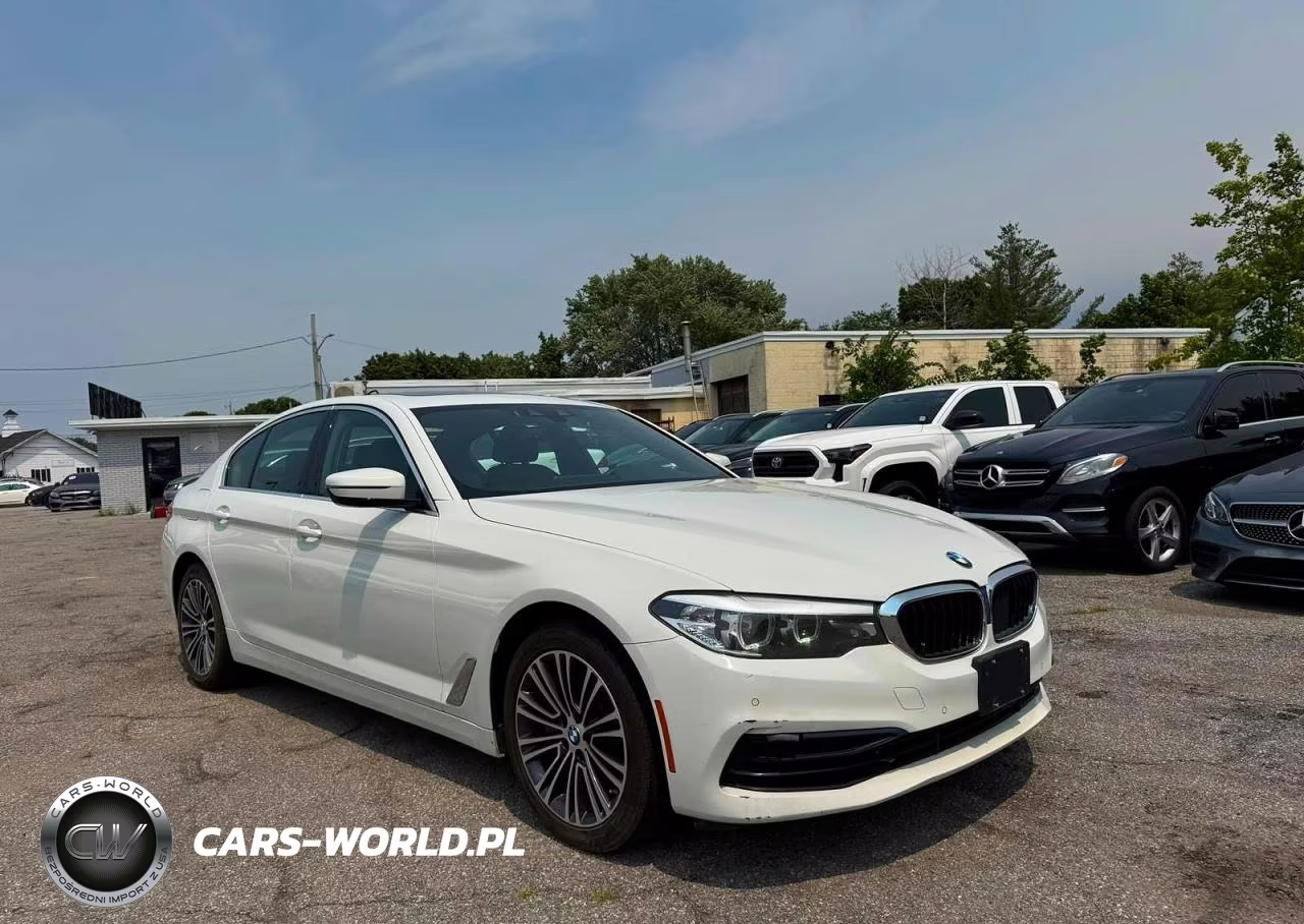 2020 BMW 530 Xi – zdjęcie 1 z 10