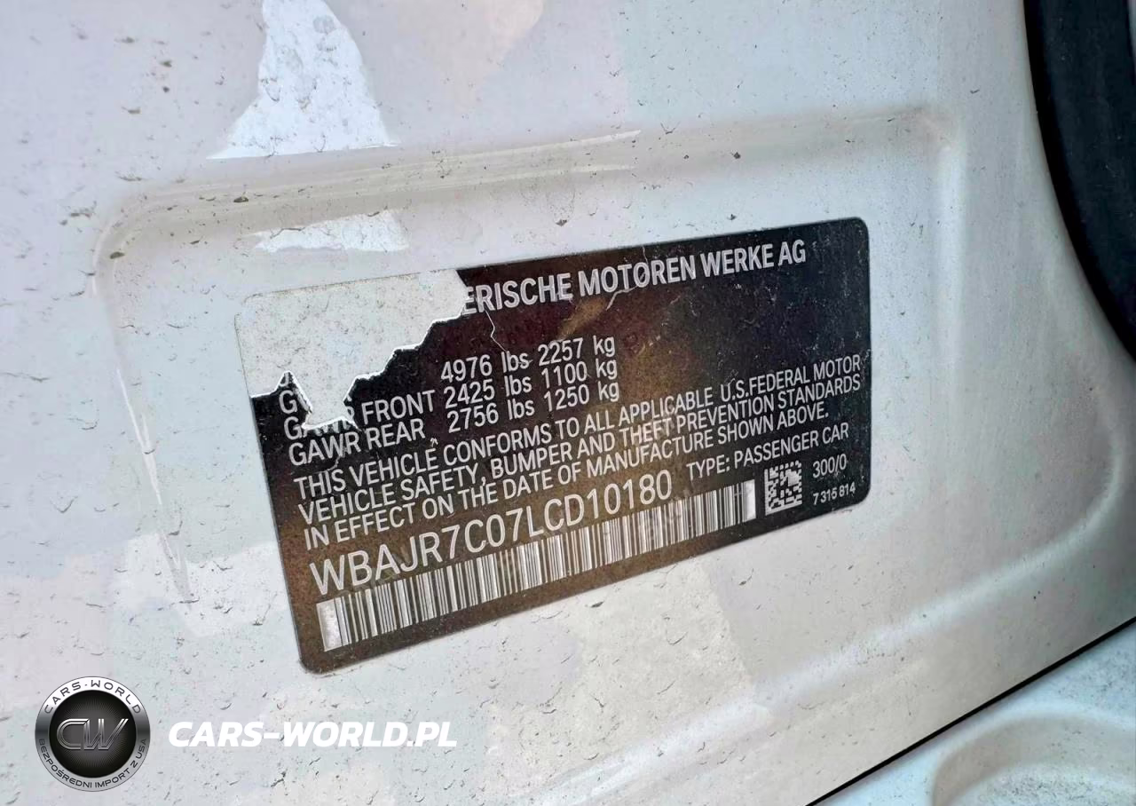 2020 BMW 530 Xi VIN:WBAJR7C07LCD10180 - 10