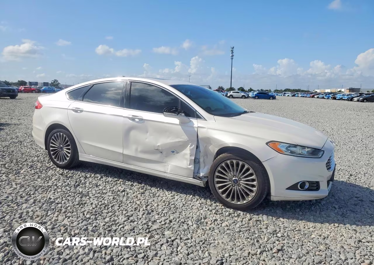 2014 Ford Fusion Titanium VIN:3FA6P0K96ER387488 - 4