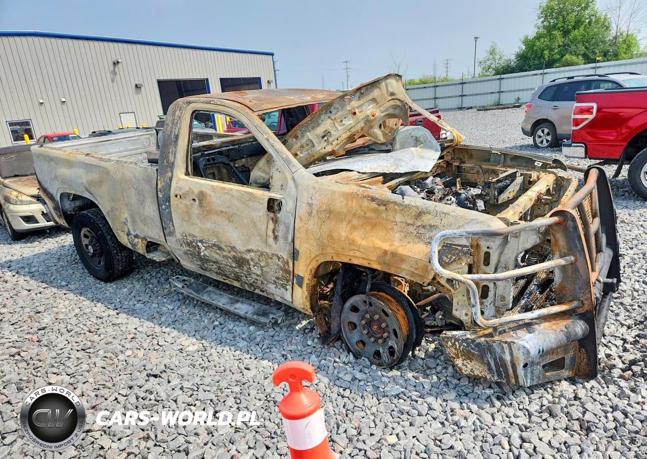 2023 Chevrolet Silverado K3500 VIN:1GC3YSEY7PF215138 - 4