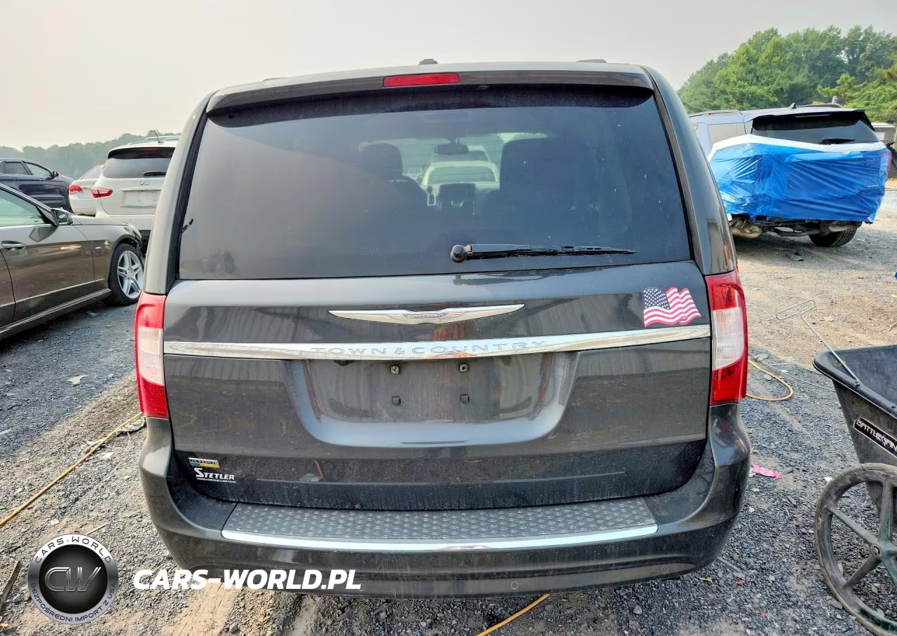 2011 Chrysler Town & Country Touring VIN:2A4RR5DG2BR735079 - 6