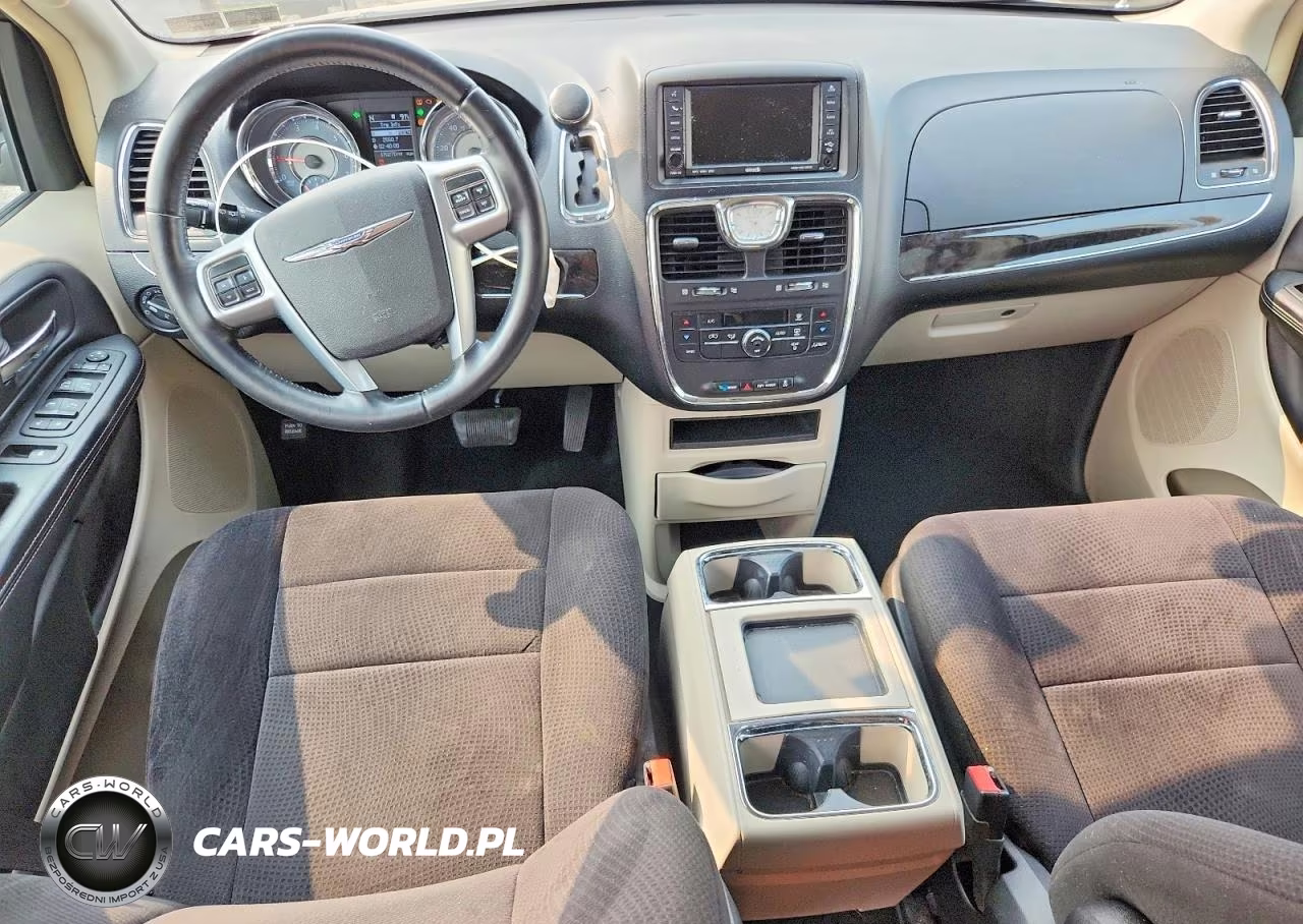 2011 Chrysler Town & Country Touring VIN:2A4RR5DG2BR735079 - 8