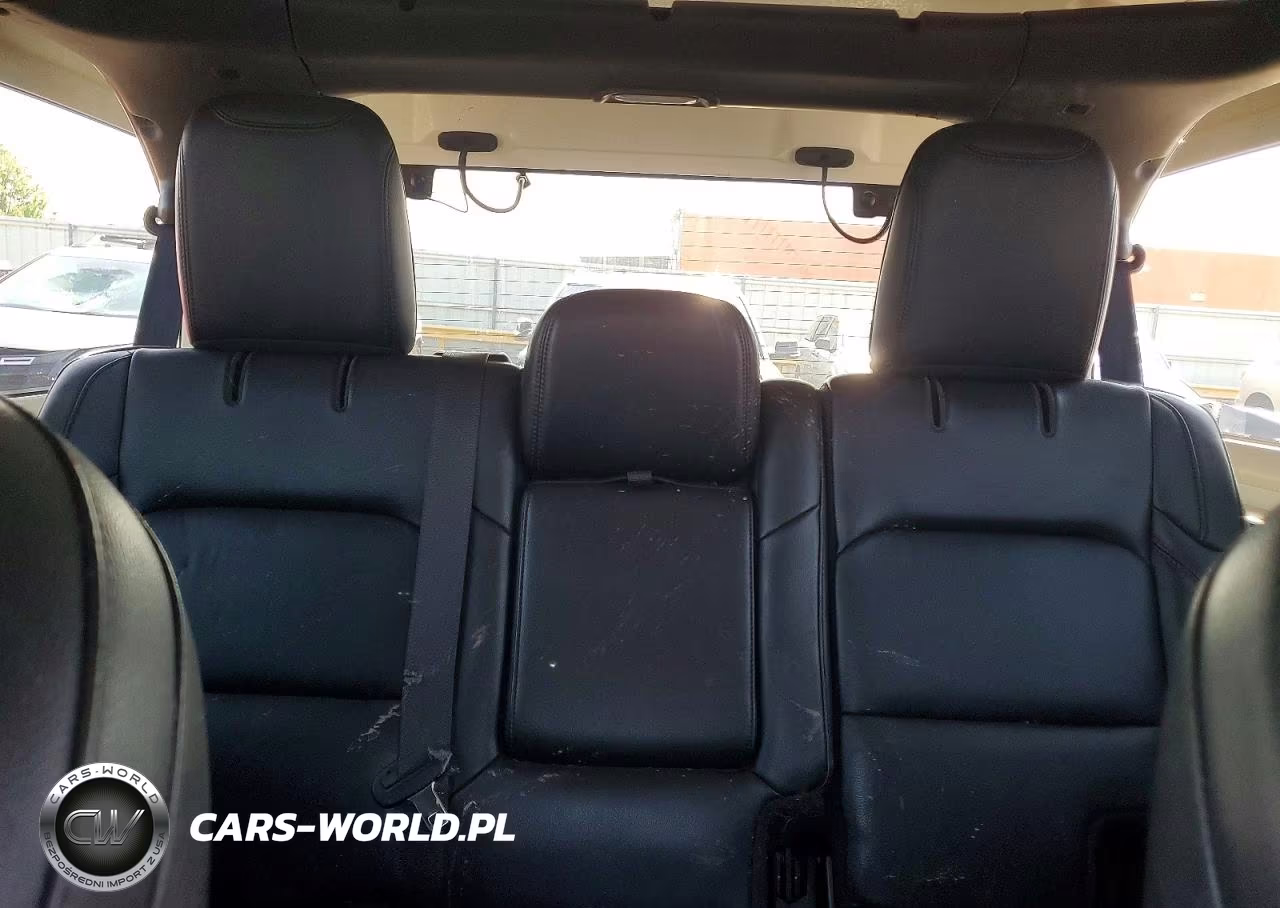 2019 Jeep Wrangler Unlimited Rubicon VIN:1C4HJXFG4KW634246 - 10