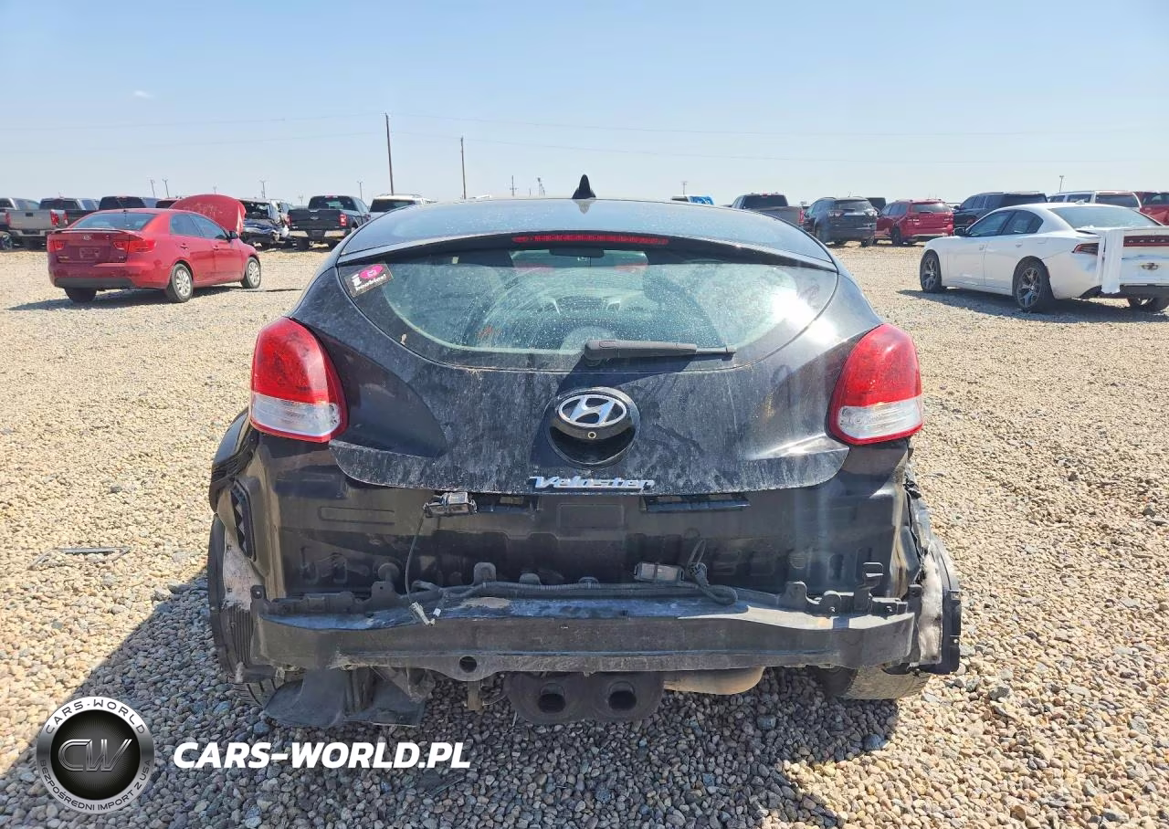 2017 Hyundai Veloster Base VIN:KMHTC6AD3HU317974 - 6