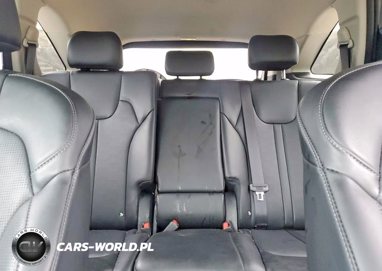 2026 Kia Sorento S VIN:5XYRL4JC0TG437509 - 10