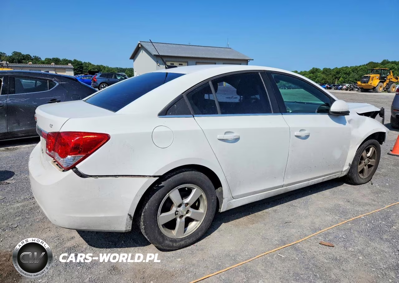 2013 Chevrolet Cruze Lt VIN:1G1PC5SB4D7224105 - 3