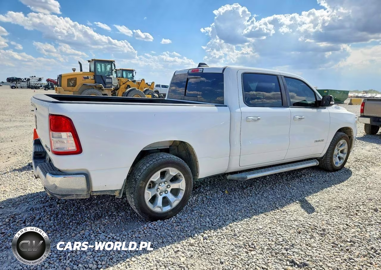 2020 Ram 1500 Big Horn-Lone Star VIN:1C6SRFMT2LN294036 - 3