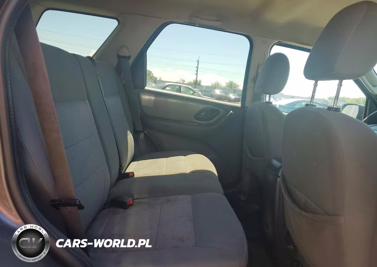 2005 Ford Escape Xlt VIN:1FMYU93115KD85740 - 11