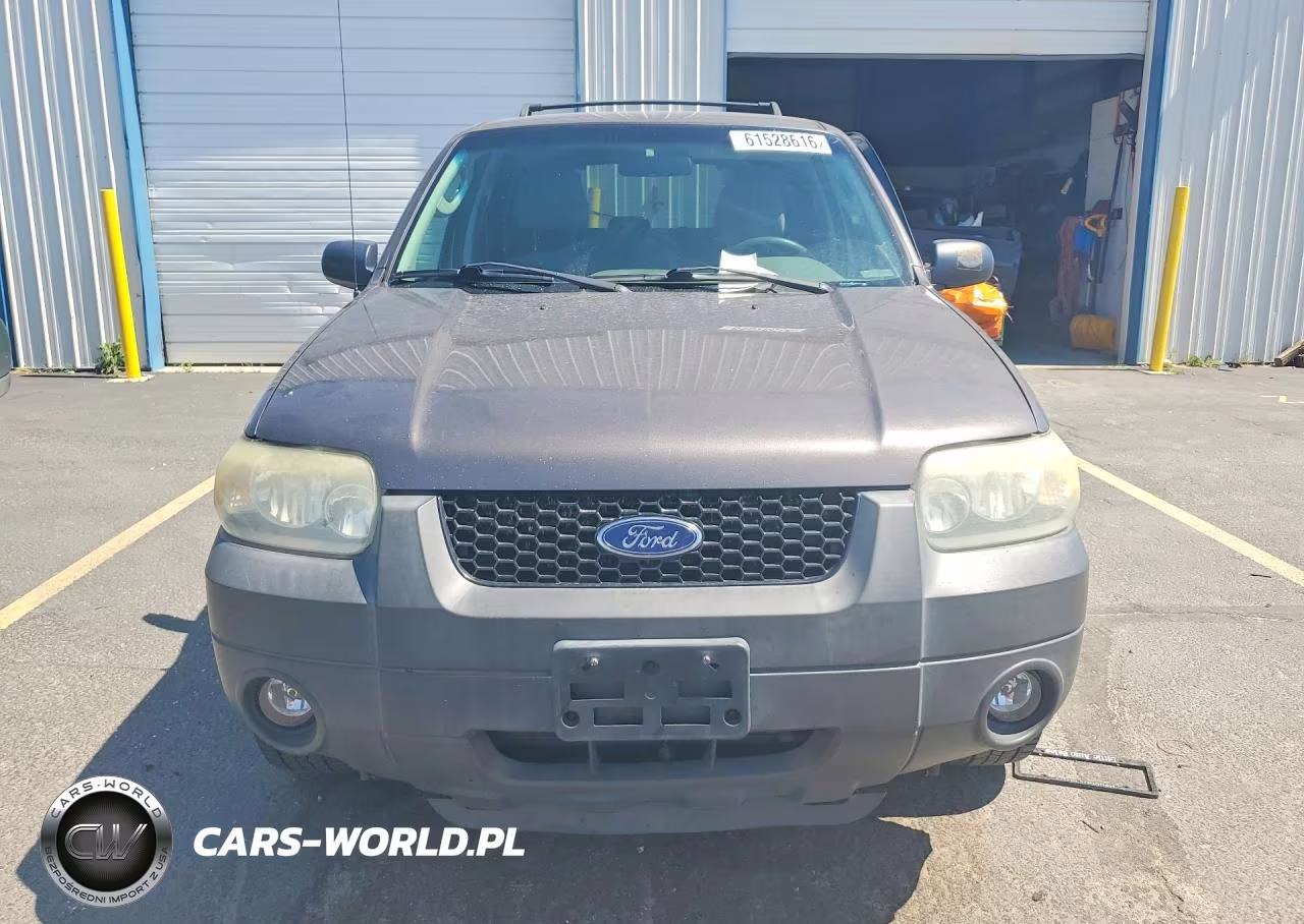 2005 Ford Escape Xlt VIN:1FMYU93115KD85740 - 5