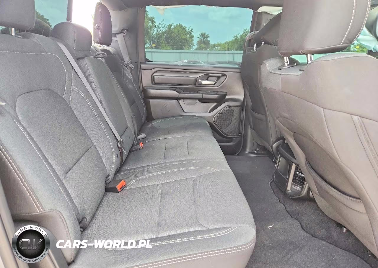 2025 Ram 1500 Tradesman VIN:1C6RREGG3SN643730 - 10
