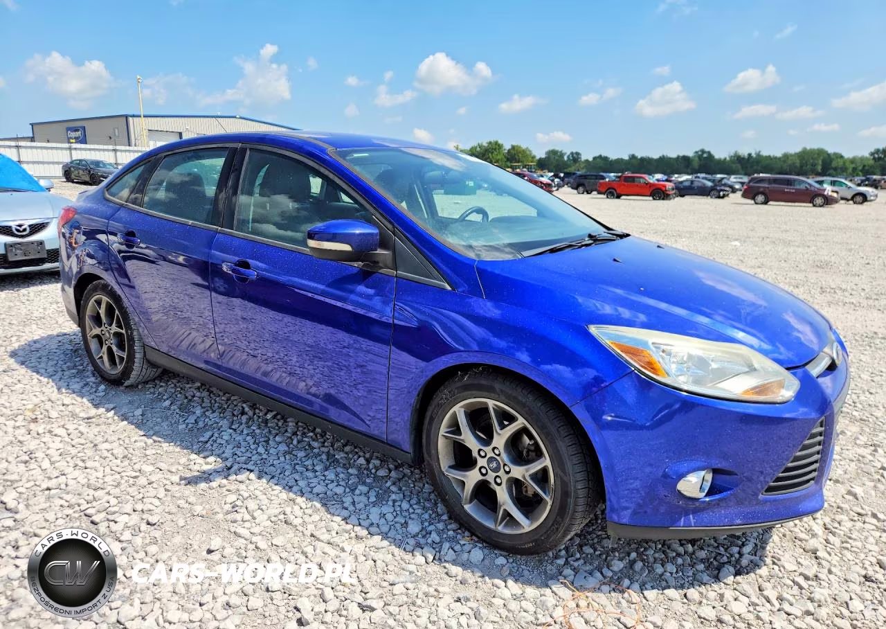 2013 Ford Focus VIN:1FADP3F28DL306185 - 4