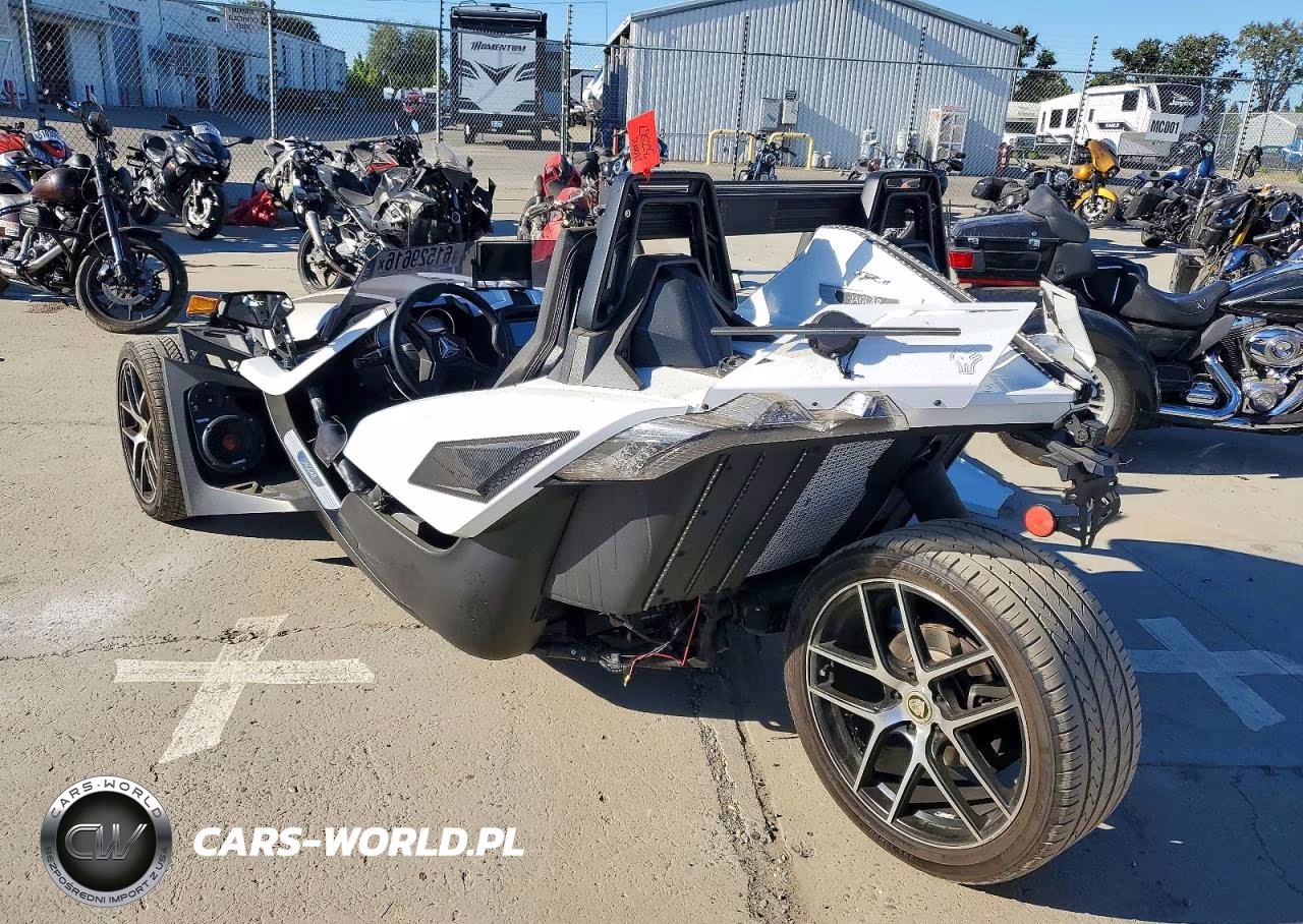 2019 Polaris Slingshot VIN:57XAASFA6K8130535 - 3