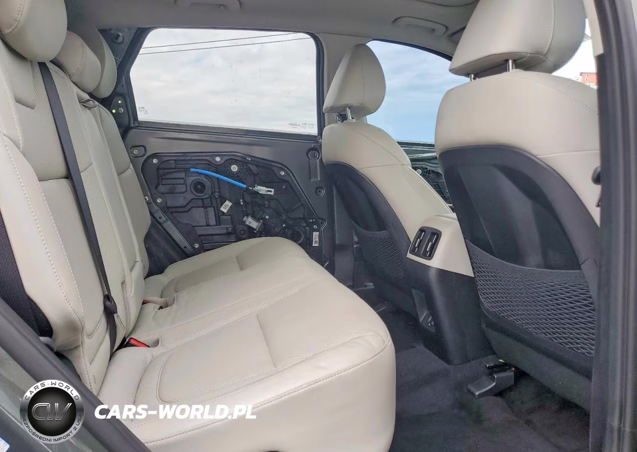 2022 Hyundai Tucson Limited VIN:KM8JECA13NU059635 - 11