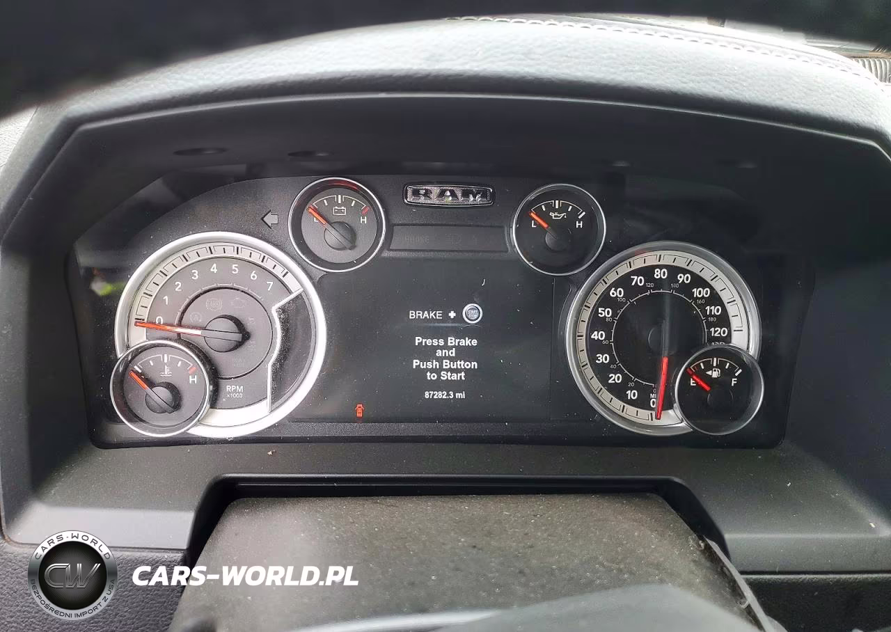 2015 Ram 2500 Laramie VIN:3C6UR5FJ9FG594507 - 9