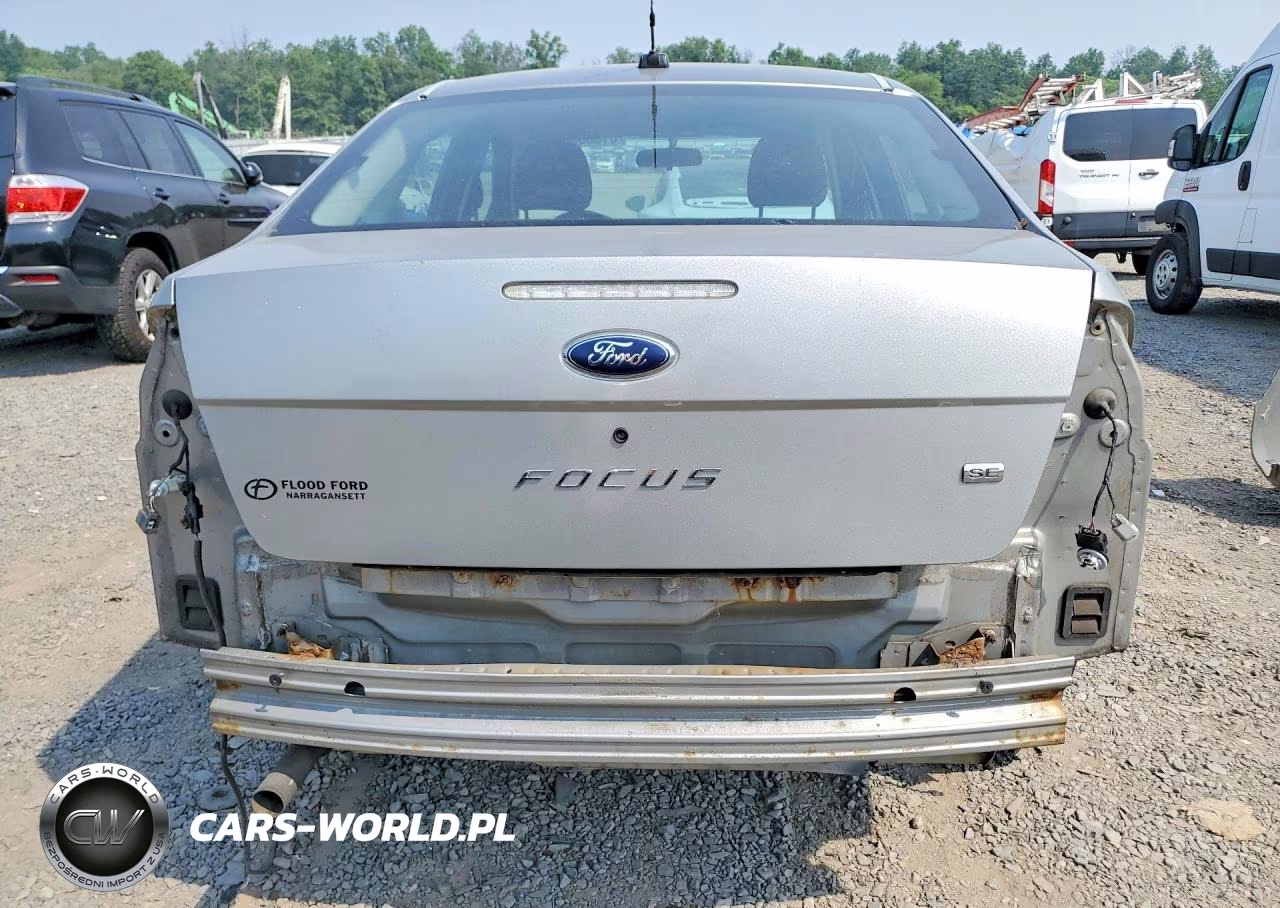2008 Ford Focus Se VIN:1FAHP35N18W186943 - 6